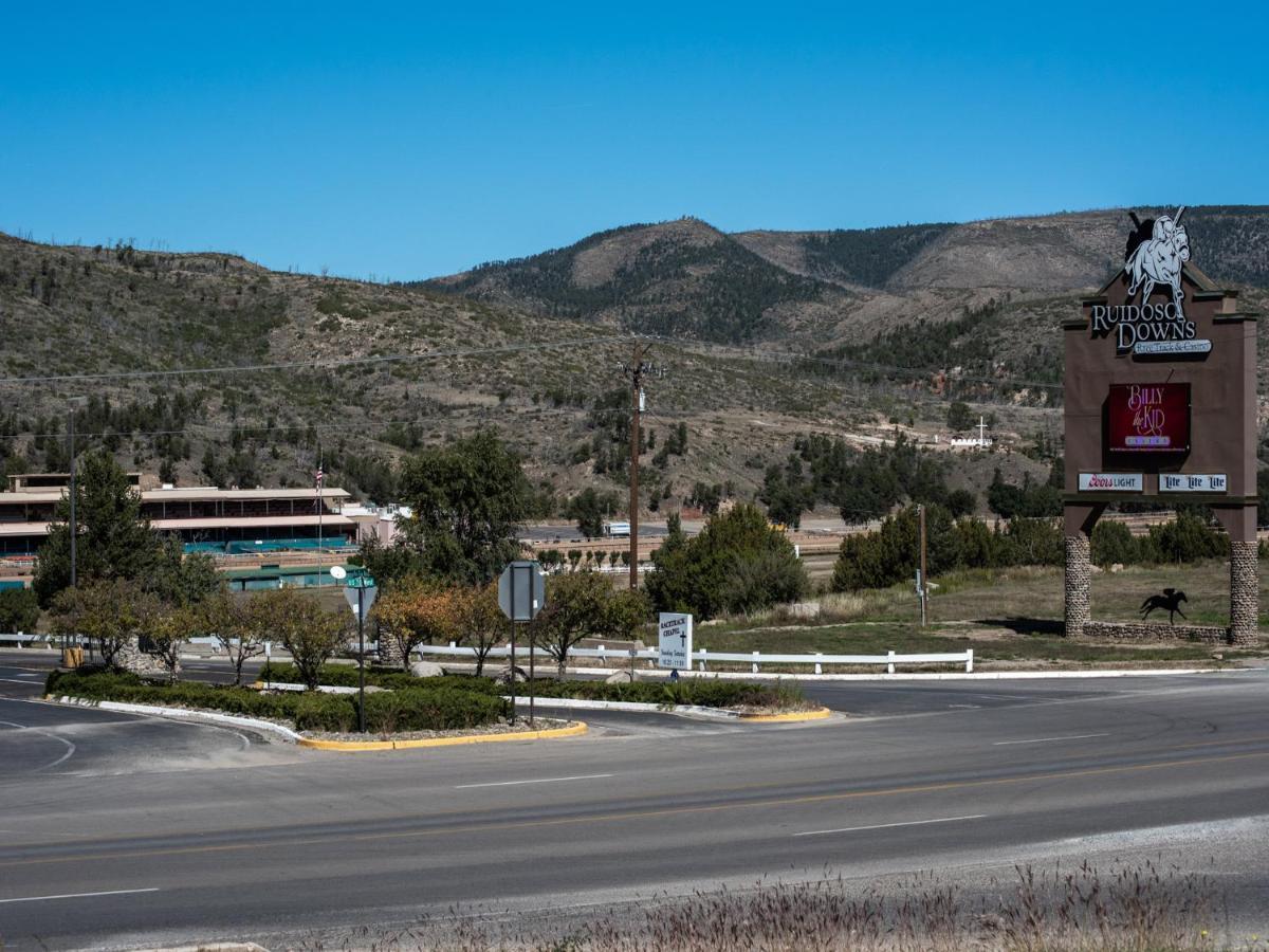 Apache Village Cabinette 11, Queen Bed, Midtown, Sleeps 2 Ruidoso Exterior foto